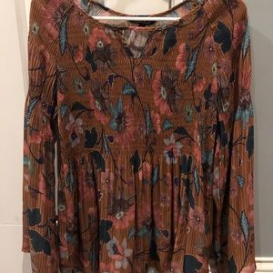 Charlie B Blouse Size M